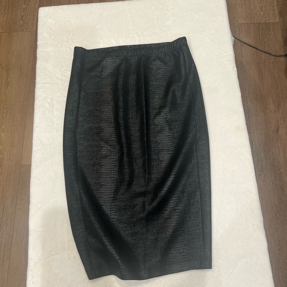 Fora Dresses & Skirts - Fora Skirt